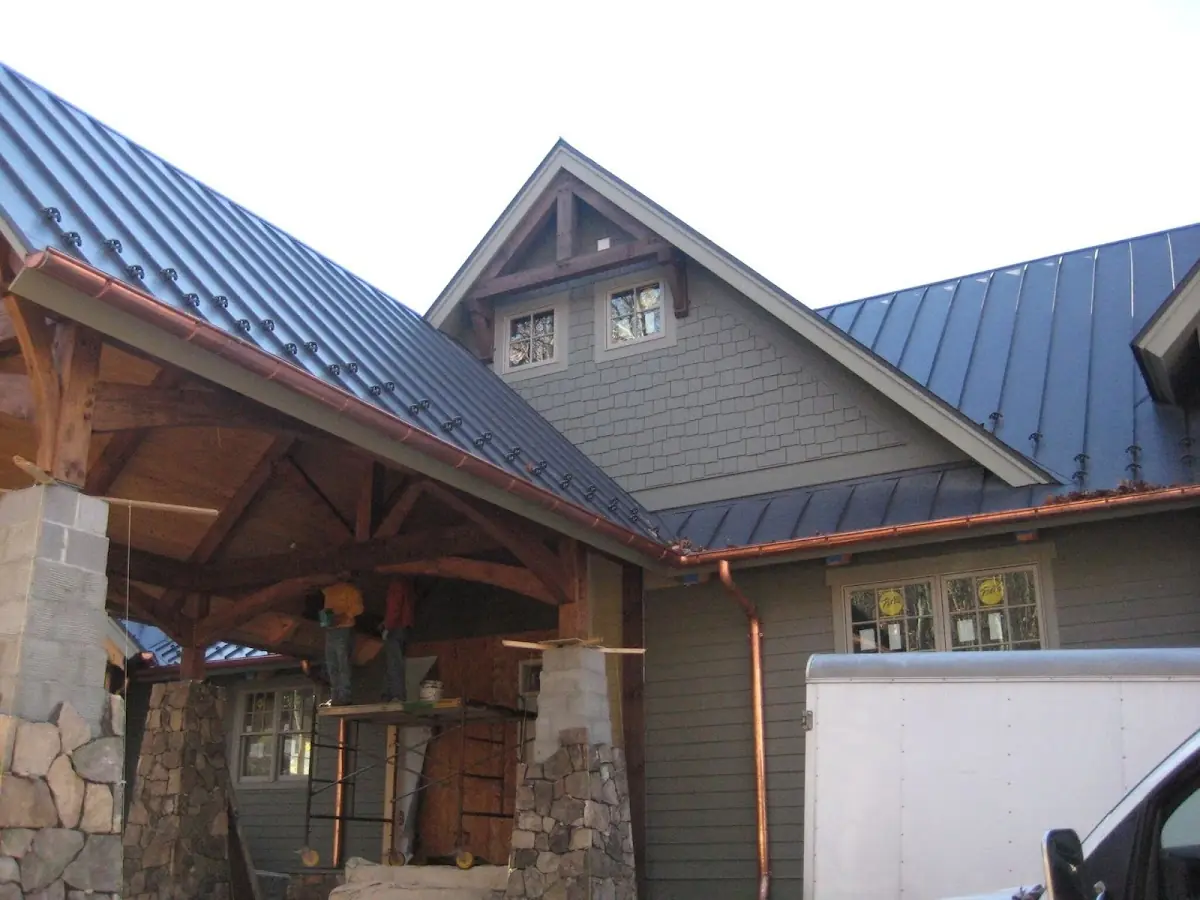 Craftsman Roofing team delivering quality roofing work in Plantation Woods